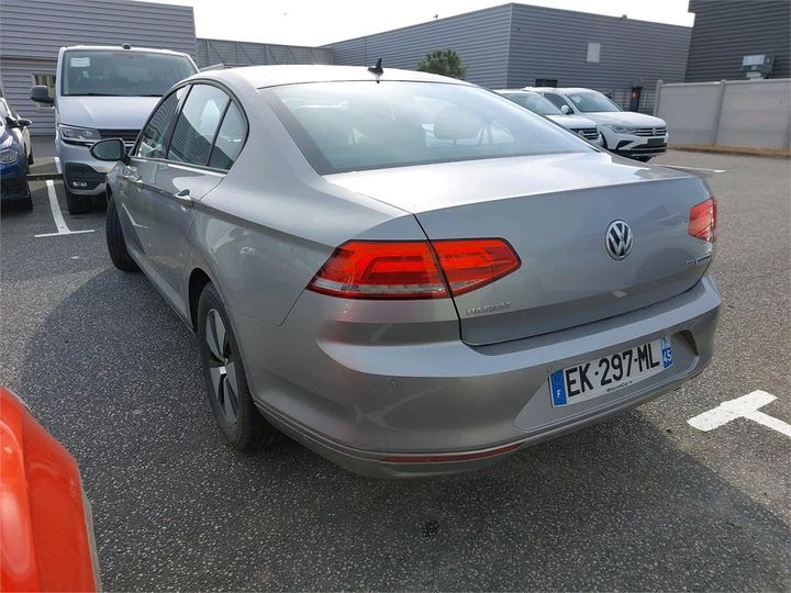 Photo 3 VIN: WVWZZZ3CZHE054972 - VOLKSWAGEN PASSAT 