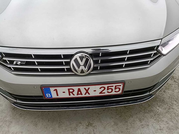 Photo 5 VIN: WVWZZZ3CZHE056730 - VOLKSWAGEN PASSAT 