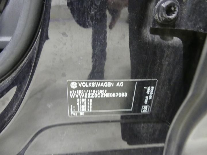 Photo 4 VIN: WVWZZZ3CZHE057083 - VOLKSWAGEN PASSAT 