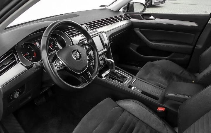 Photo 9 VIN: WVWZZZ3CZHE058015 - VOLKSWAGEN PASSAT 