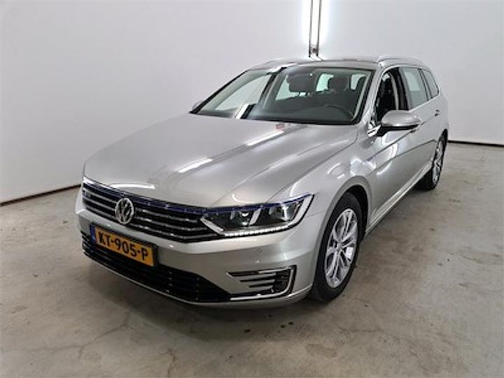 Photo 1 VIN: WVWZZZ3CZHE062192 - VOLKSWAGEN PASSAT 