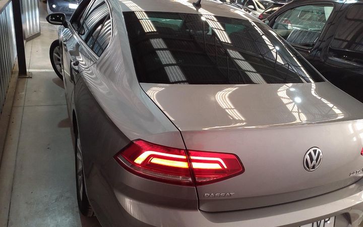 Photo 8 VIN: WVWZZZ3CZHE064664 - VOLKSWAGEN PASSAT 