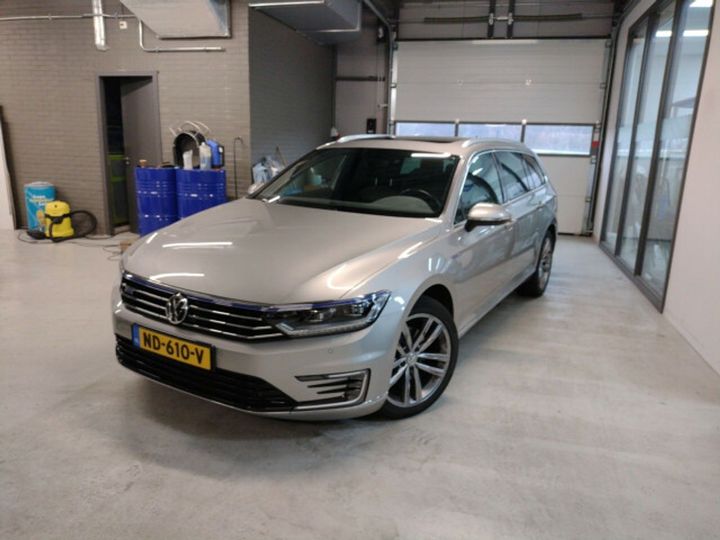 Photo 1 VIN: WVWZZZ3CZHE065078 - VOLKSWAGEN PASSAT 