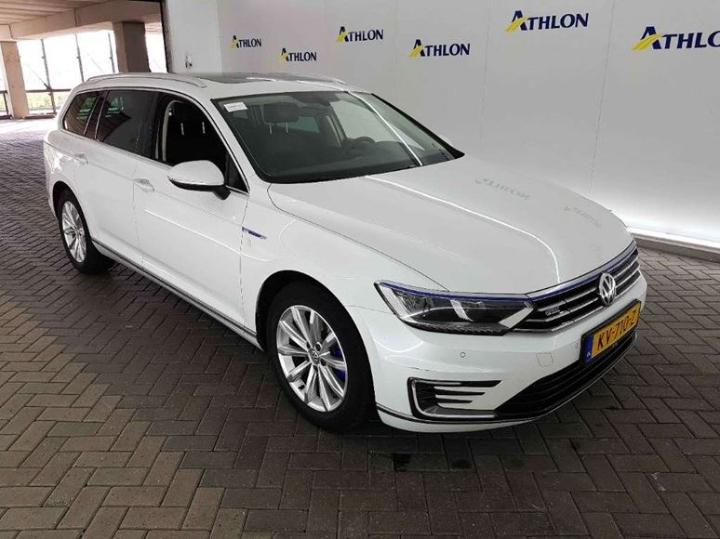 Photo 2 VIN: WVWZZZ3CZHE065128 - VOLKSWAGEN PASSAT VARIANT 