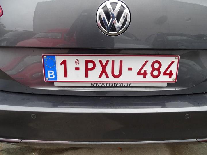 Photo 8 VIN: WVWZZZ3CZHE068141 - VOLKSWAGEN PASSAT 