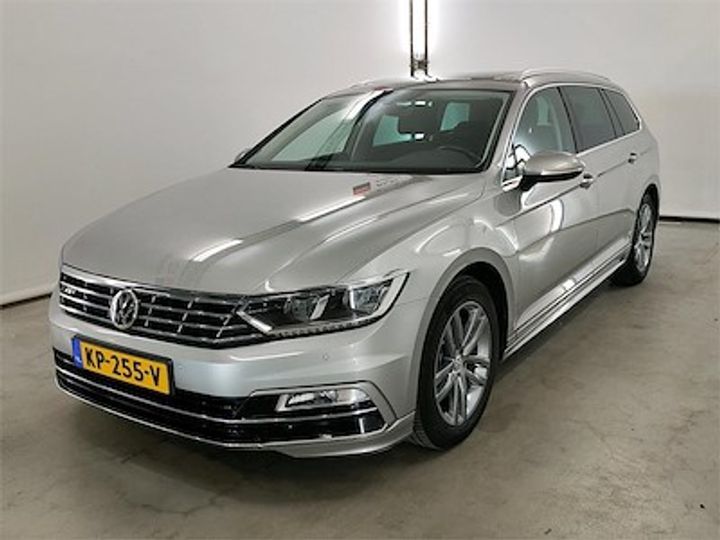 Photo 1 VIN: WVWZZZ3CZHE070260 - VOLKSWAGEN PASSAT 