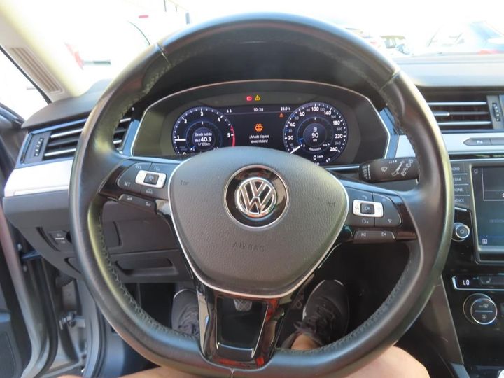 Photo 24 VIN: WVWZZZ3CZHE070849 - VOLKSWAGEN PASSAT 