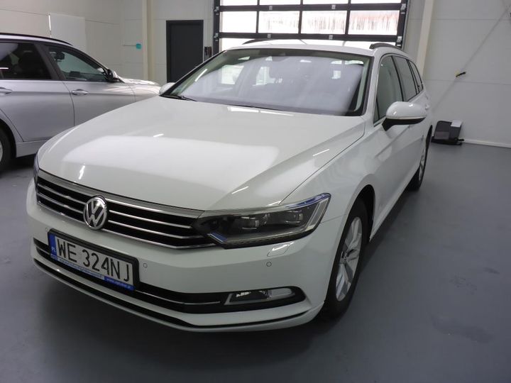 Photo 2 VIN: WVWZZZ3CZHE072605 - VOLKSWAGEN PASSAT 