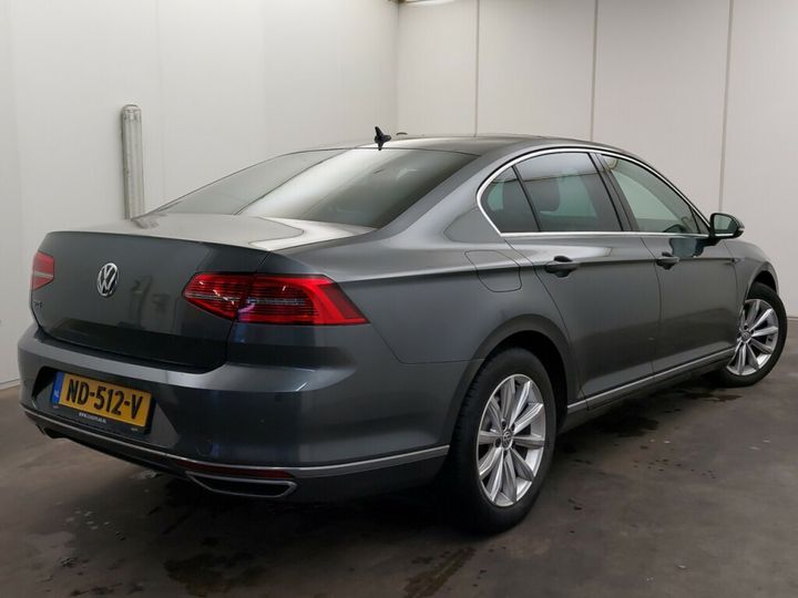 Photo 2 VIN: WVWZZZ3CZHE074167 - VOLKSWAGEN PASSAT 