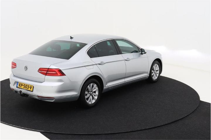 Photo 3 VIN: WVWZZZ3CZHE075065 - VOLKSWAGEN PASSAT 