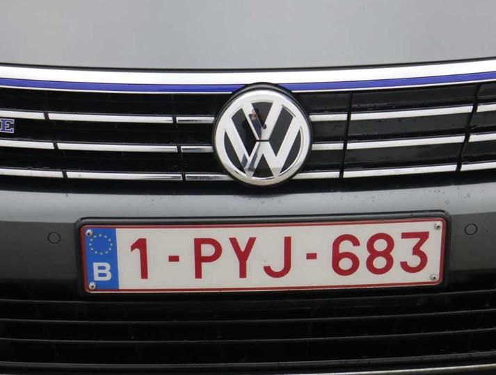 Photo 5 VIN: WVWZZZ3CZHE075889 - VOLKSWAGEN PASSAT 