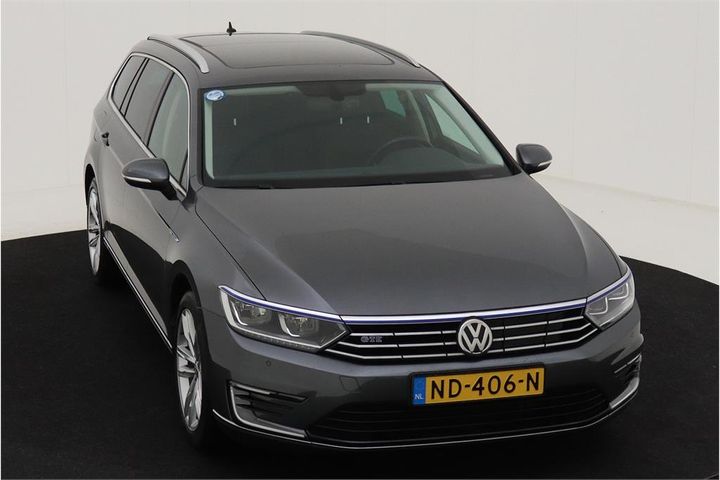 Photo 2 VIN: WVWZZZ3CZHE076223 - VOLKSWAGEN PASSAT 