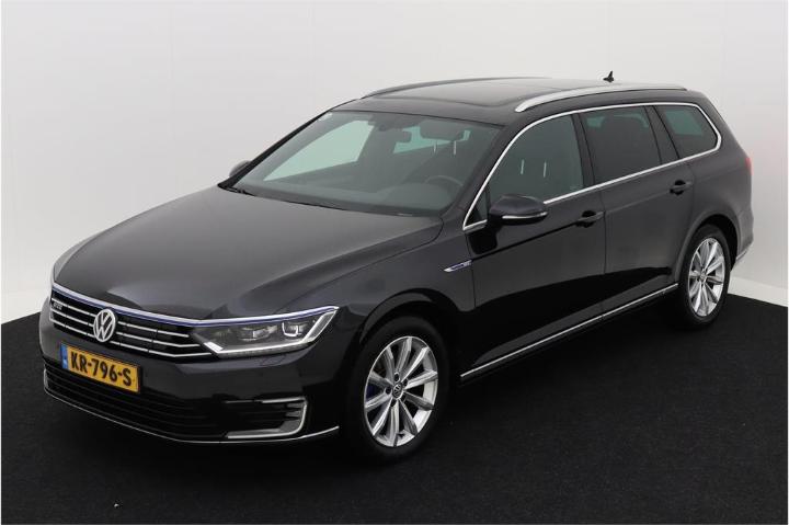 Photo 1 VIN: WVWZZZ3CZHE076605 - VOLKSWAGEN PASSAT 