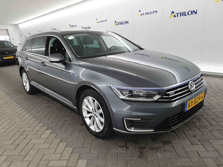 Photo 2 VIN: WVWZZZ3CZHE076665 - VOLKSWAGEN PASSAT 