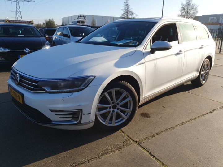 Photo 1 VIN: WVWZZZ3CZHE078509 - VOLKSWAGEN PASSAT 