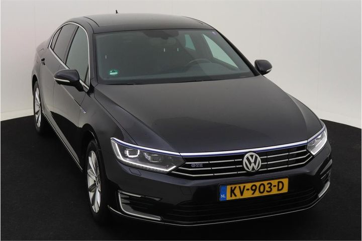 Photo 2 VIN: WVWZZZ3CZHE078556 - VOLKSWAGEN PASSAT 