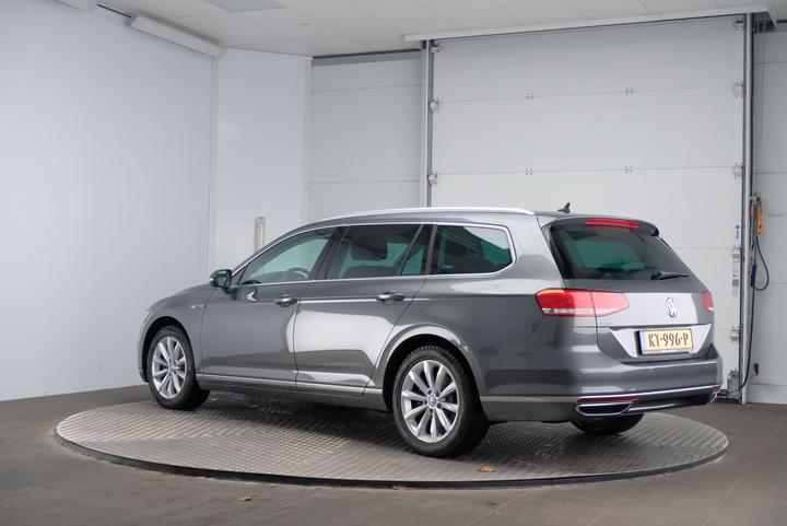 Photo 3 VIN: WVWZZZ3CZHE078660 - VOLKSWAGEN PASSAT 