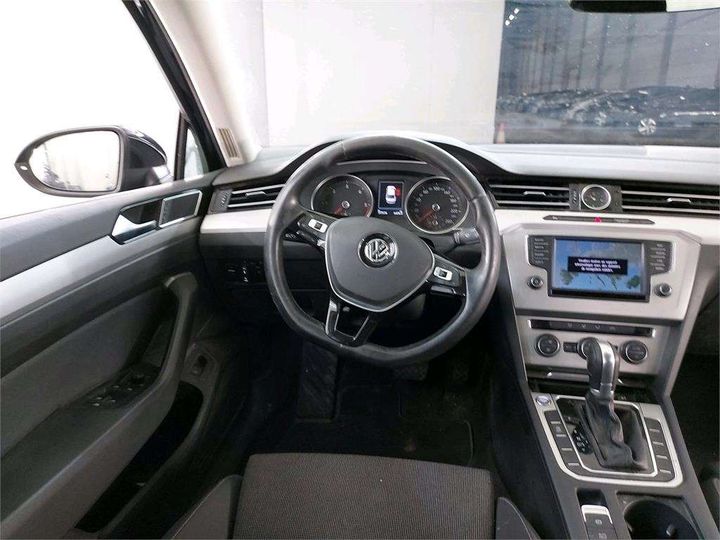 Photo 5 VIN: WVWZZZ3CZHE079389 - VOLKSWAGEN PASSAT 