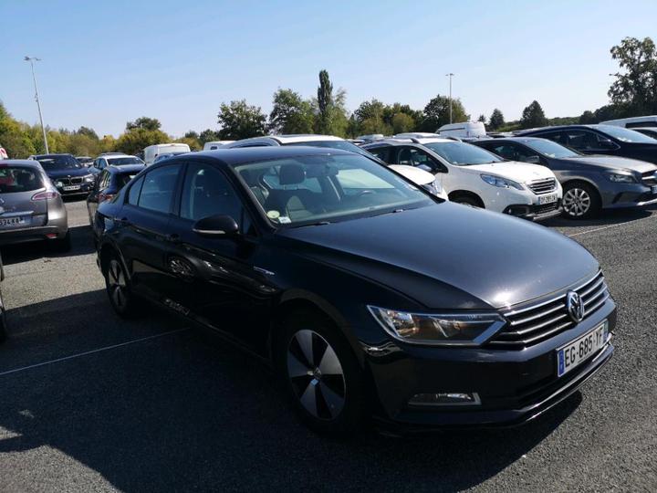 Photo 2 VIN: WVWZZZ3CZHE080825 - VOLKSWAGEN PASSAT 