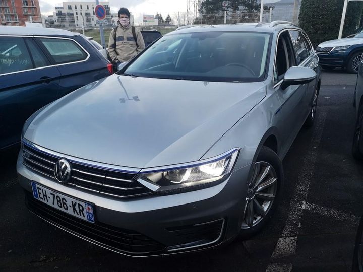 Photo 1 VIN: WVWZZZ3CZHE081609 - VOLKSWAGEN PASSAT 