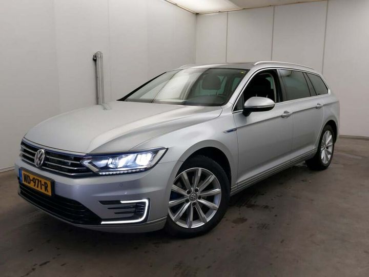 Photo 1 VIN: WVWZZZ3CZHE081924 - VOLKSWAGEN PASSAT 