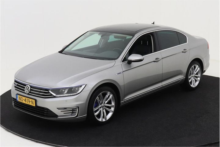 Photo 1 VIN: WVWZZZ3CZHE082168 - VOLKSWAGEN PASSAT 