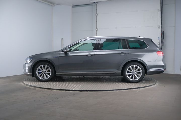 Photo 2 VIN: WVWZZZ3CZHE082451 - VOLKSWAGEN PASSAT 