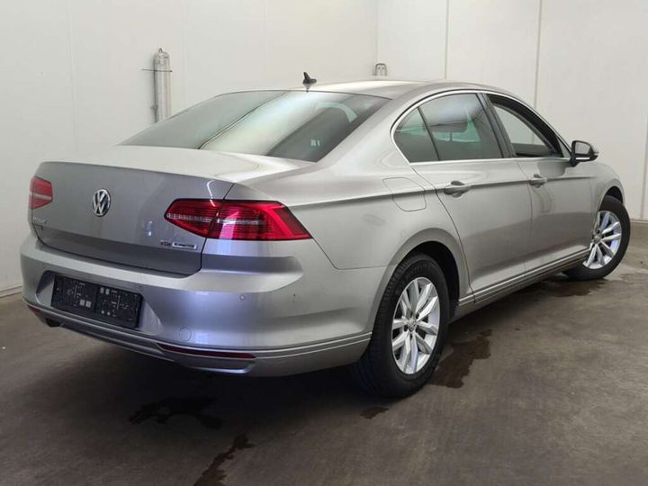 Photo 2 VIN: WVWZZZ3CZHE084071 - VOLKSWAGEN PASSAT 