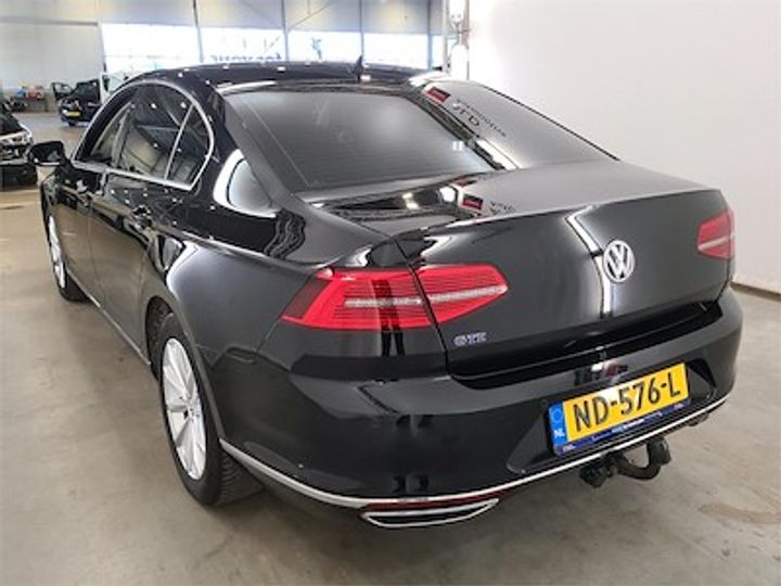 Photo 2 VIN: WVWZZZ3CZHE085925 - VOLKSWAGEN PASSAT 