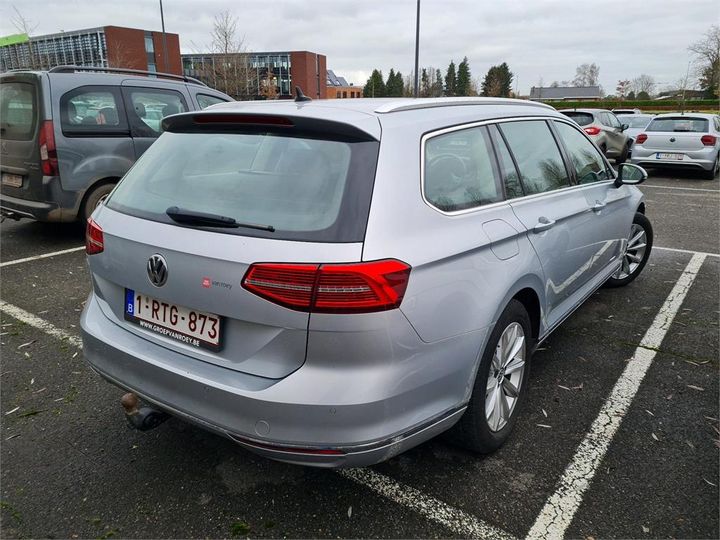 Photo 2 VIN: WVWZZZ3CZHE088146 - VOLKSWAGEN PASSAT 