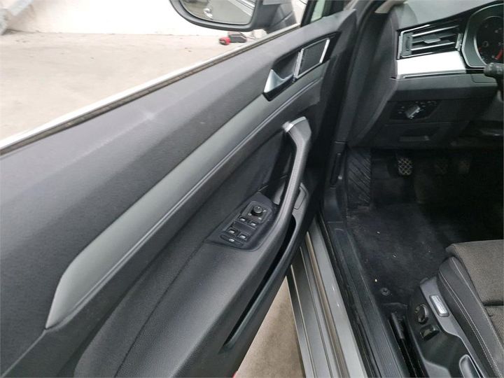 Photo 13 VIN: WVWZZZ3CZHE088947 - VOLKSWAGEN PASSAT 