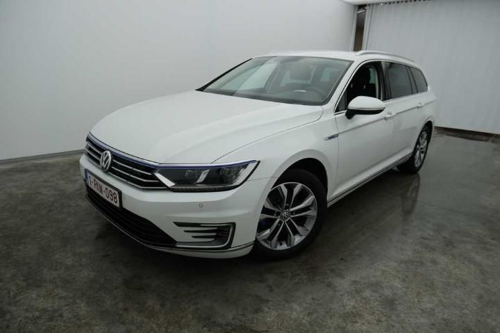 Photo 1 VIN: WVWZZZ3CZHE092079 - VOLKSWAGEN PASSAT 