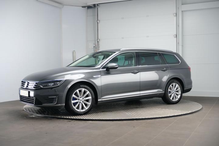 Photo 1 VIN: WVWZZZ3CZHE092505 - VOLKSWAGEN PASSAT VARIANT 