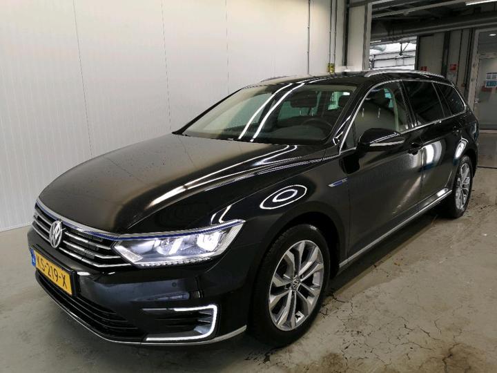 Photo 1 VIN: WVWZZZ3CZHE092857 - VOLKSWAGEN PASSAT 