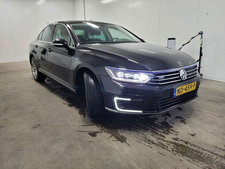 Photo 4 VIN: WVWZZZ3CZHE092897 - VOLKSWAGEN PASSAT 