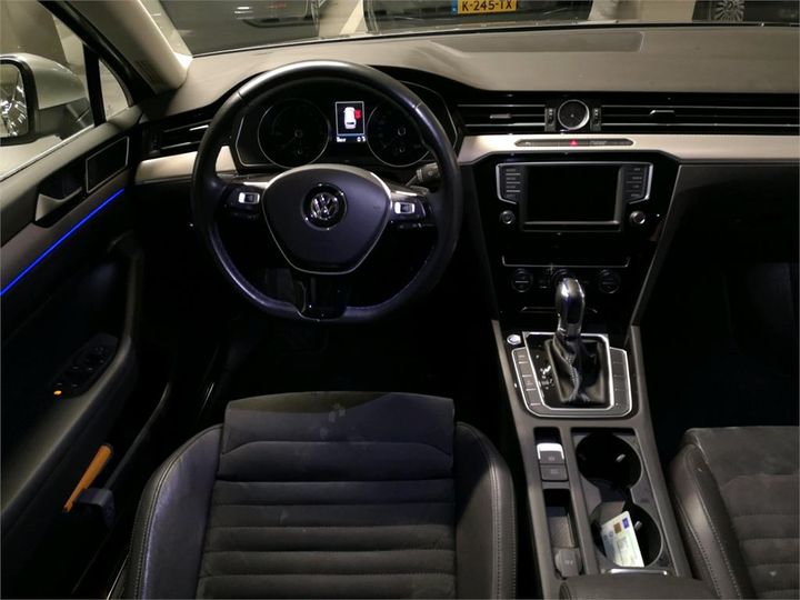 Photo 6 VIN: WVWZZZ3CZHE093491 - VOLKSWAGEN PASSAT 