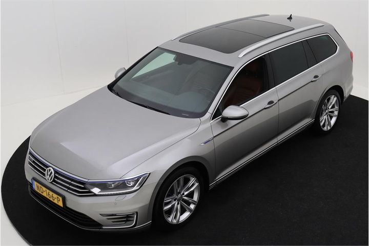 Photo 1 VIN: WVWZZZ3CZHE093726 - VOLKSWAGEN PASSAT VARIANT 