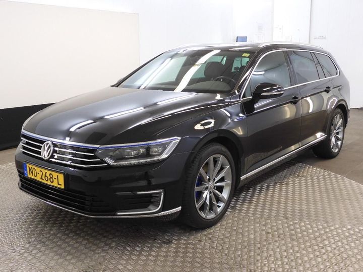 Photo 1 VIN: WVWZZZ3CZHE094061 - VOLKSWAGEN PASSAT 