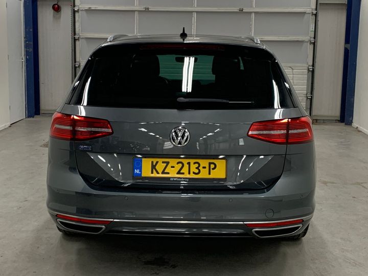 Photo 12 VIN: WVWZZZ3CZHE094735 - VOLKSWAGEN PASSAT 