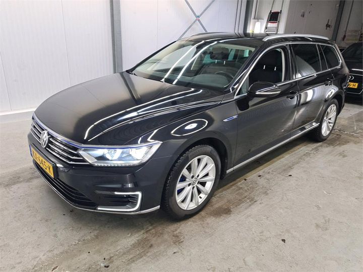 Photo 1 VIN: WVWZZZ3CZHE095833 - VOLKSWAGEN PASSAT 