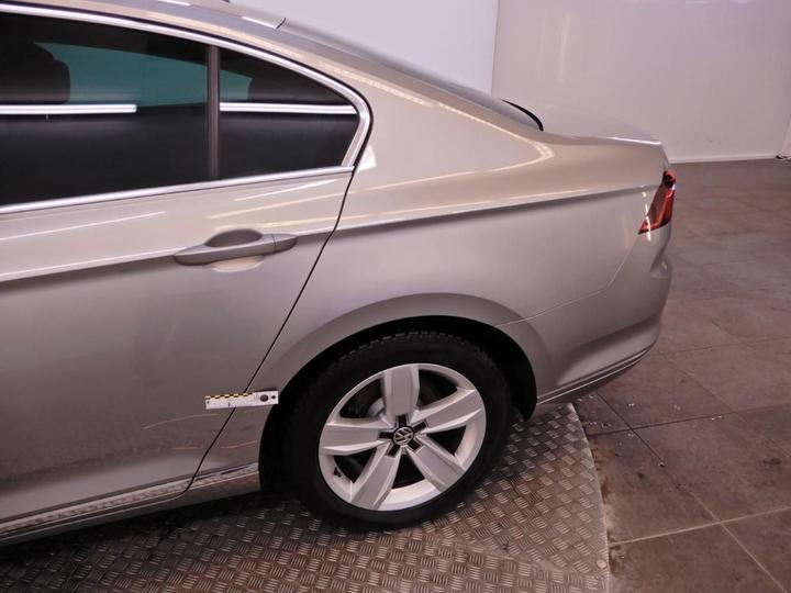 Photo 35 VIN: WVWZZZ3CZHE095887 - VOLKSWAGEN PASSAT 