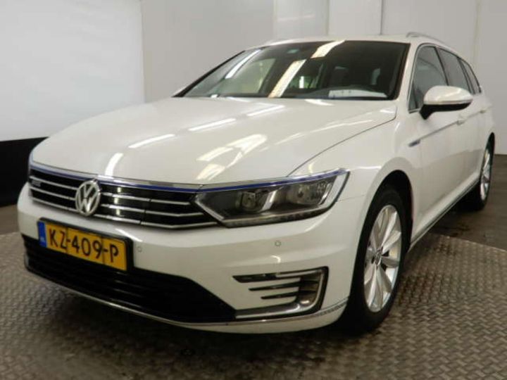 Photo 1 VIN: WVWZZZ3CZHE096029 - VOLKSWAGEN PASSAT 