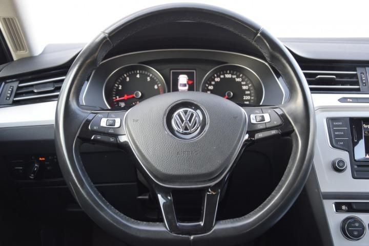 Photo 10 VIN: WVWZZZ3CZHE096696 - VOLKSWAGEN PASSAT SALOON 