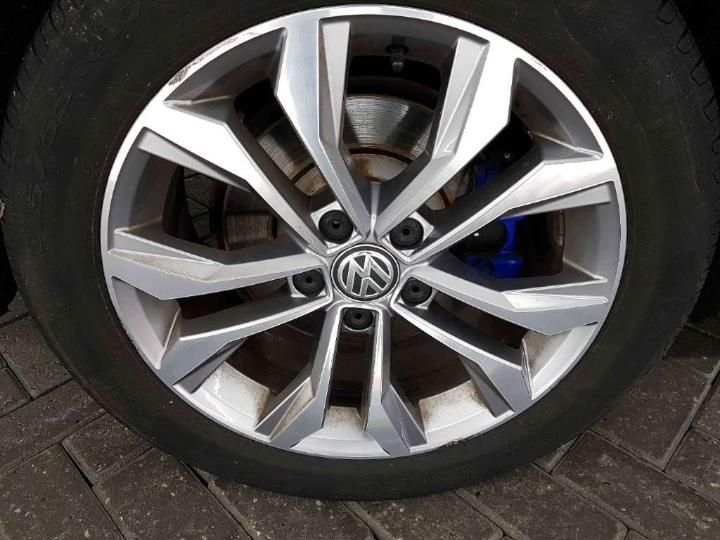 Photo 10 VIN: WVWZZZ3CZHE097041 - VOLKSWAGEN PASSAT 