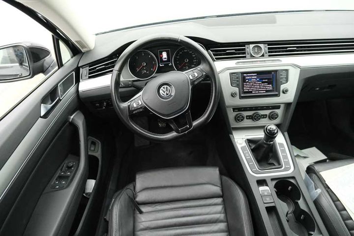 Photo 9 VIN: WVWZZZ3CZHE102095 - VOLKSWAGEN PASSAT 