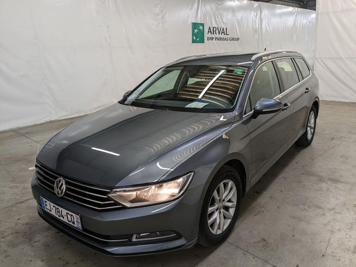 Photo 1 VIN: WVWZZZ3CZHE102180 - VOLKSWAGEN PASSAT SW 