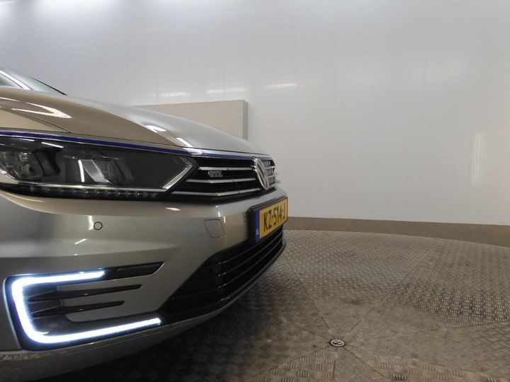 Photo 23 VIN: WVWZZZ3CZHE104681 - VOLKSWAGEN PASSAT 