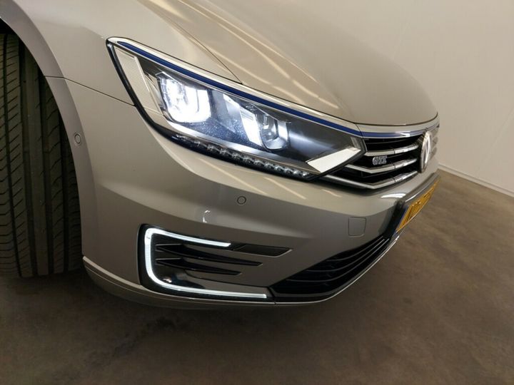 Photo 11 VIN: WVWZZZ3CZHE105103 - VOLKSWAGEN PASSAT 