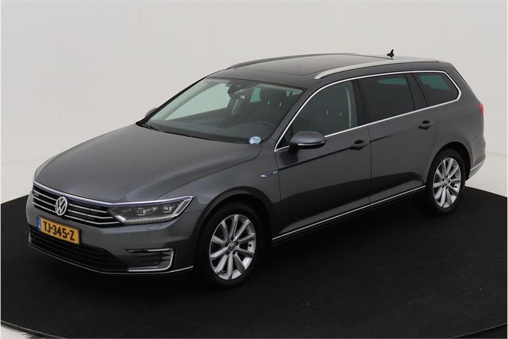 Photo 0 VIN: WVWZZZ3CZHE106134 - VOLKSWAGEN PASSAT 