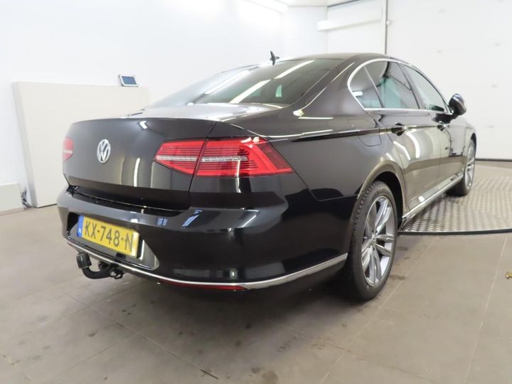 Photo 2 VIN: WVWZZZ3CZHE108241 - VOLKSWAGEN PASSAT 